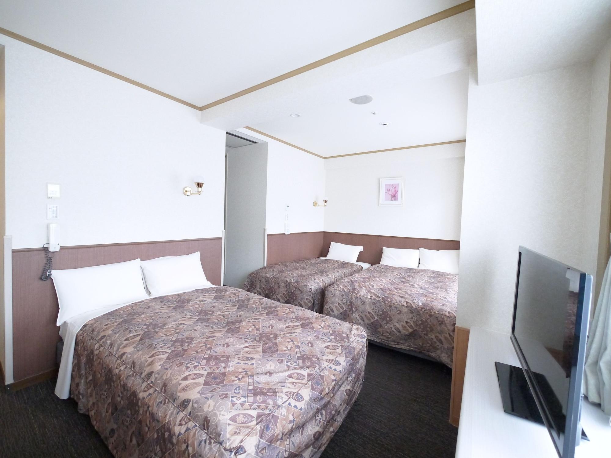 U-Community Hotel Higashi osaka Bagian luar foto