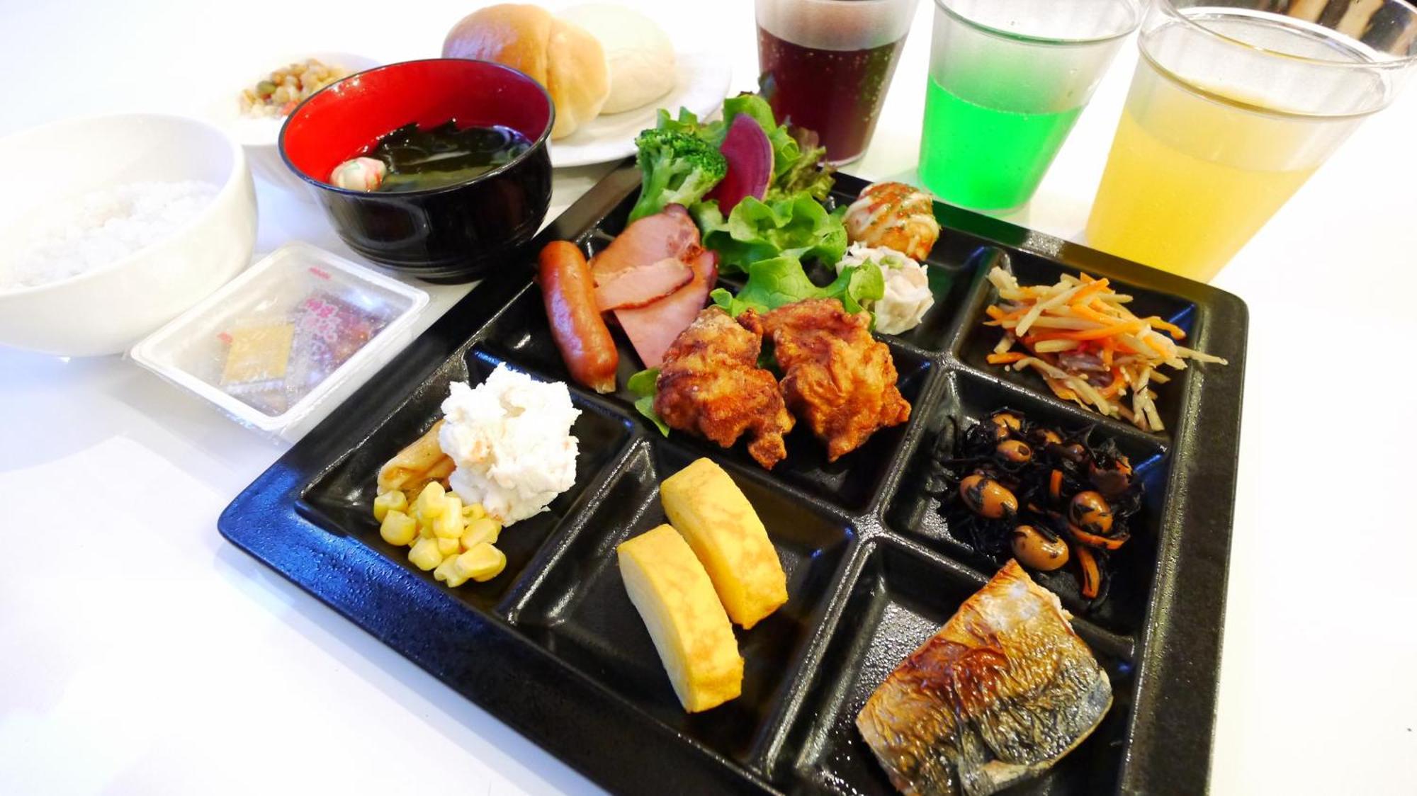 U-Community Hotel Higashi osaka Bagian luar foto